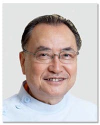 村岡 秀明