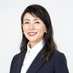 西尾 いづみ